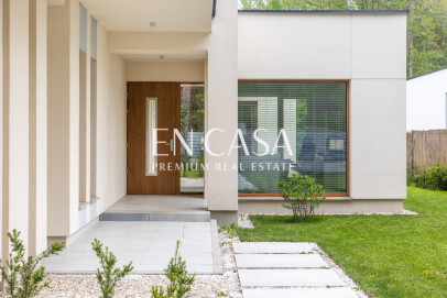 House Sale Izabelin C